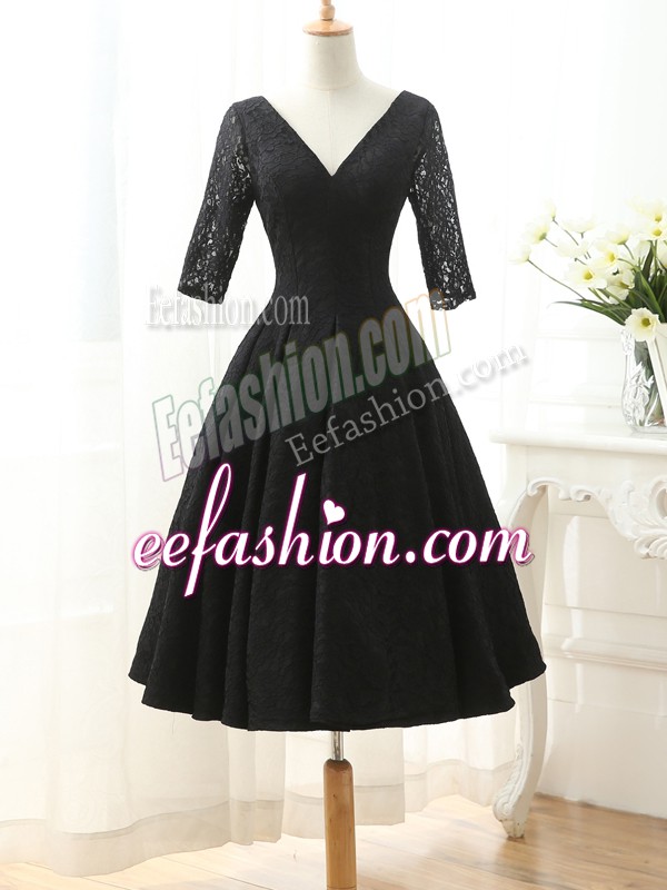 Eye-catching Knee Length Black Prom Dresses Lace Half Sleeves Lace and Appliques