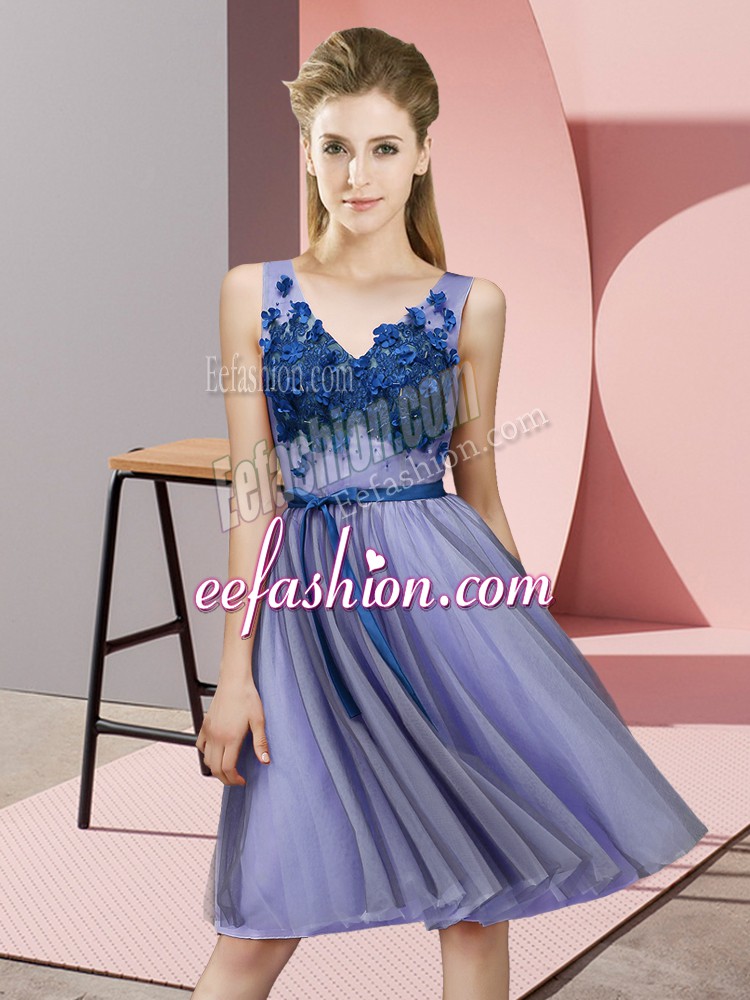  Tulle V-neck Sleeveless Lace Up Appliques Bridesmaids Dress in Lavender