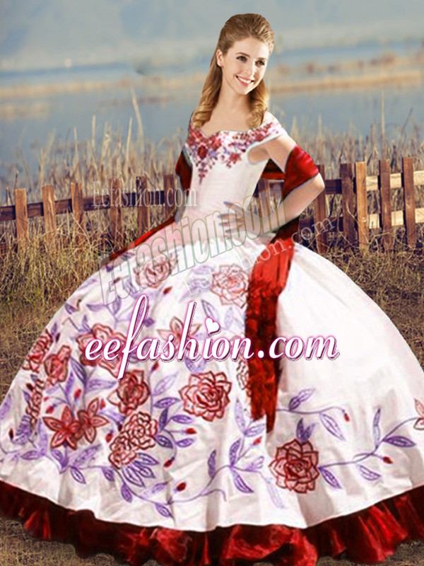 Superior White And Red Sleeveless Satin Lace Up Quince Ball Gowns for Sweet 16 and Quinceanera