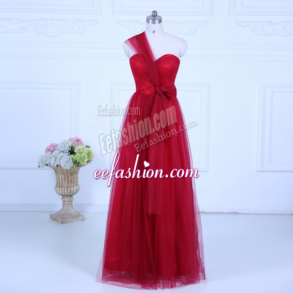 Beautiful Wine Red Quinceanera Court of Honor Dress Wedding Party with Ruching One Shoulder Sleeveless Zipper