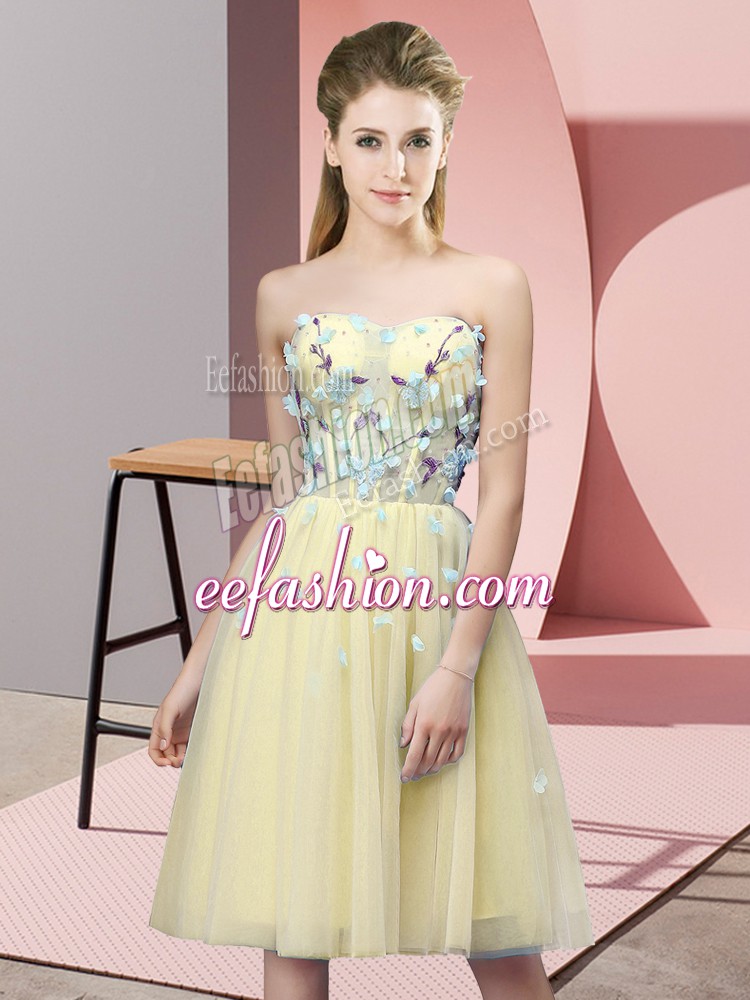 Unique Yellow Tulle Lace Up Bridesmaid Dresses Sleeveless Knee Length Appliques
