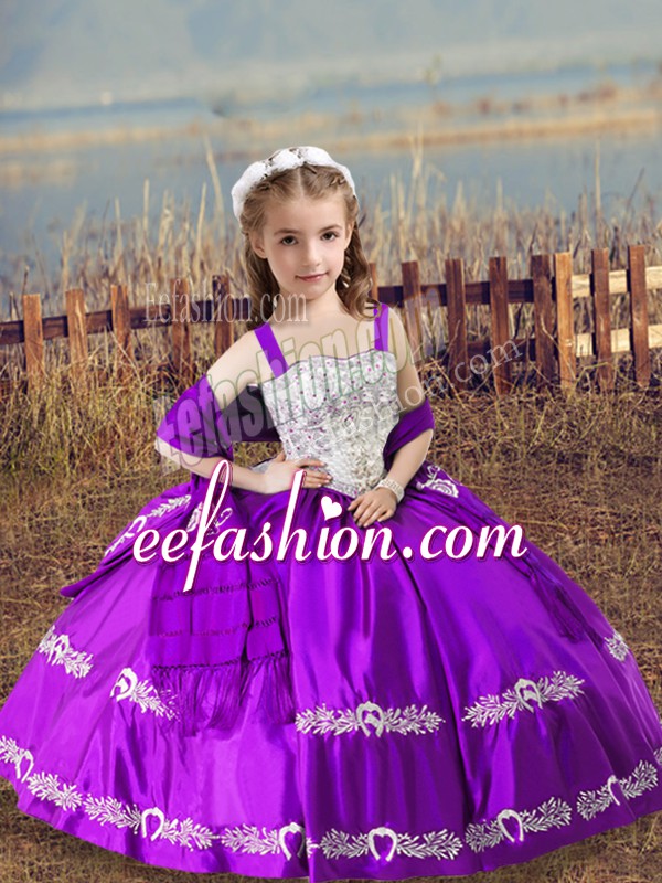 Sleeveless Lace Up Floor Length Beading and Embroidery Little Girl Pageant Gowns