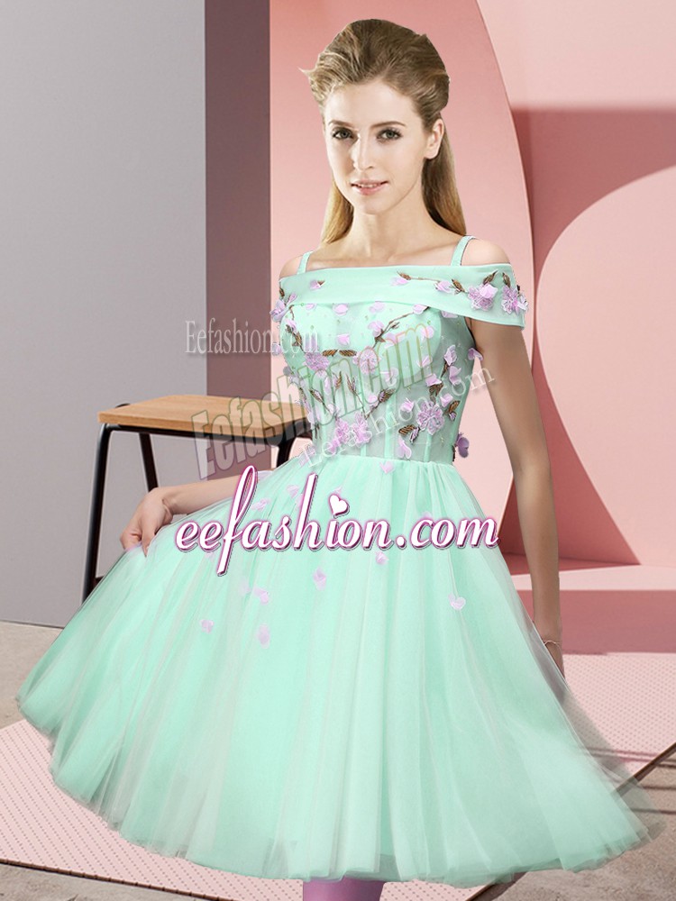  Short Sleeves Lace Up Knee Length Appliques Bridesmaid Gown