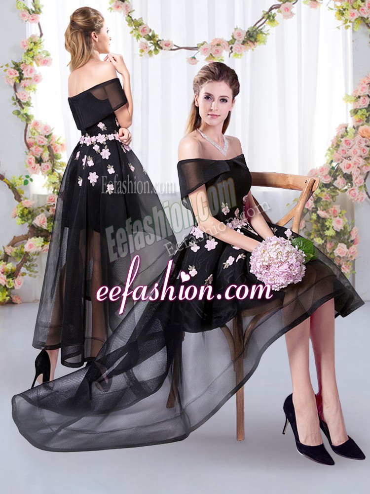 Top Selling Black A-line Appliques Court Dresses for Sweet 16 Tulle Short Sleeves High Low