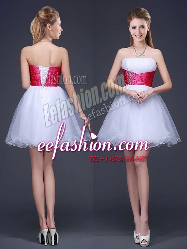  Mini Length Lace Up Vestidos de Damas White for Prom and Party with Beading and Ruching and Belt