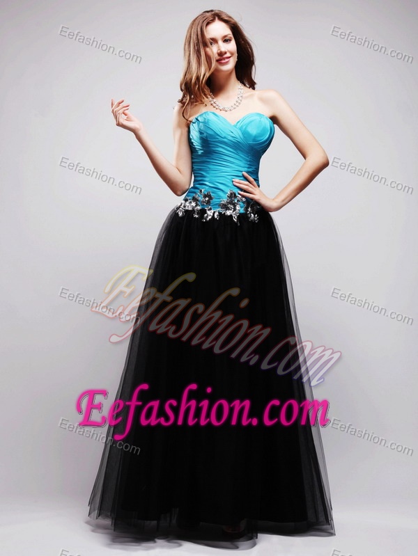 Sweetheart Long Black and Blue Ruched Celebrity Dress with Appliques