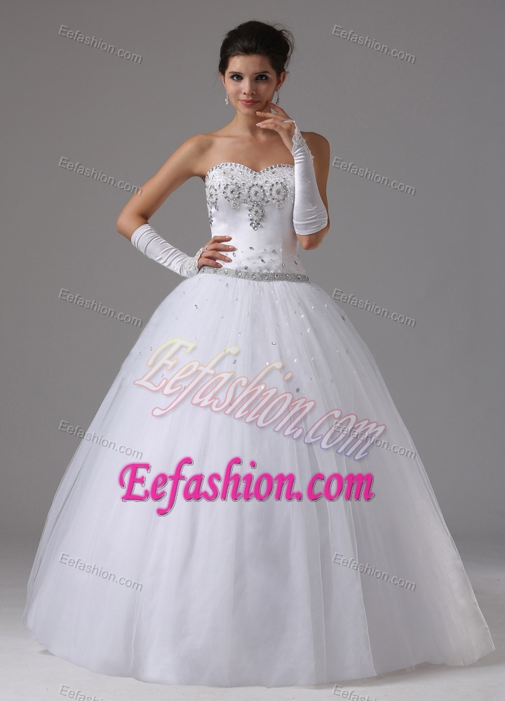 Righteous Ball Gown Beading Decorated Lace-up Sweetheart Bridal Dress