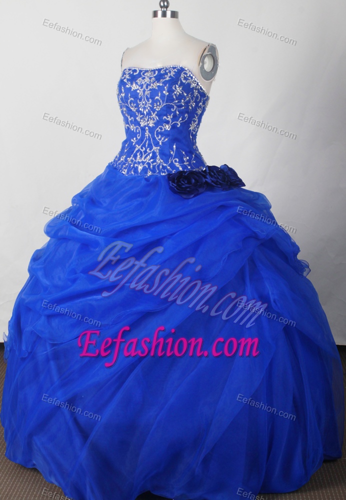 Surprising Strapless Quince Dresses in Blue with Embroidery and Pick-ups