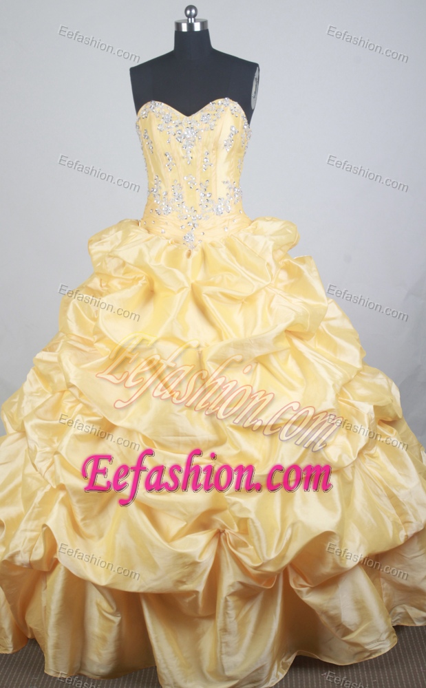 Modern Sweetheart Yellow 2013 Quinceanera Dress with Pick-ups and Beading