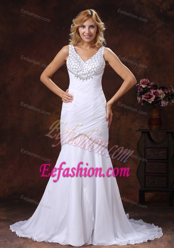 Discount V-neck Mermaid Wedding Gown Dress with Beading and Ruching