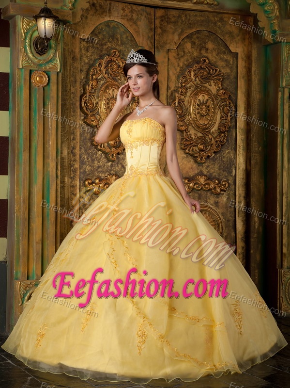 Yellow Strapless Organza Quinceanera Gown Dresses with Appliques for Cheap