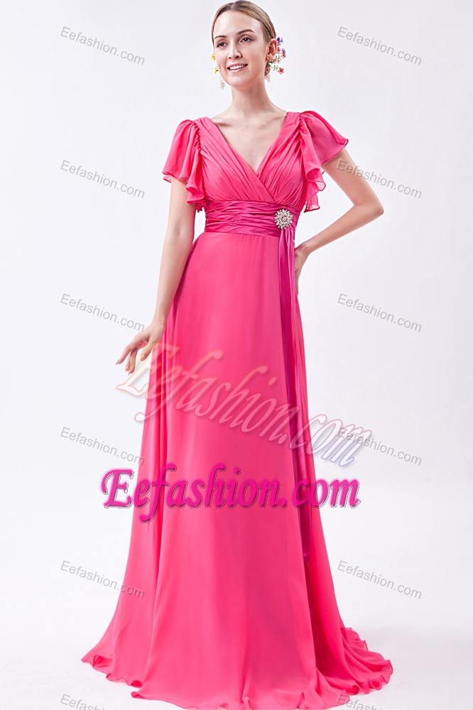 Empire V-neck Cheap Brush Train Ruched Chiffon Prom Attires in Hot Pink