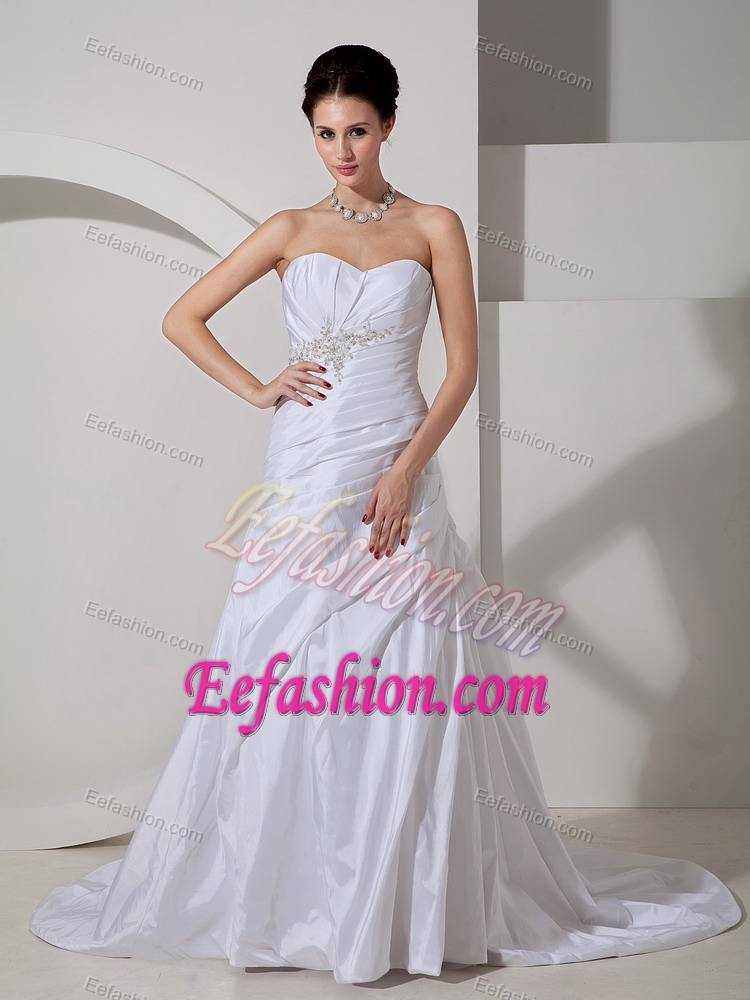 Beautiful Sweetheart Ruched Lace-up Wedding Dresses for Summer