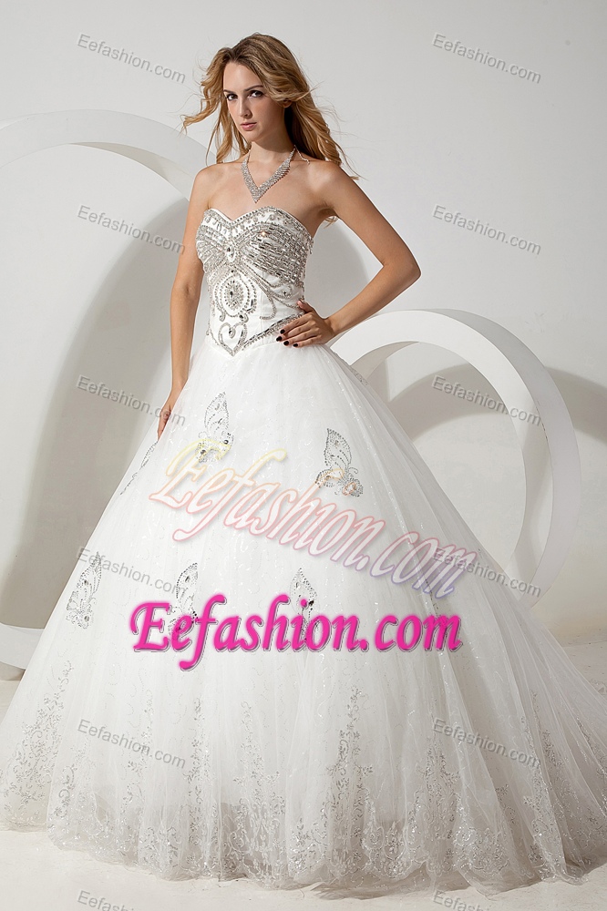 Ball Gown Sweetheart Organza Wedding Dresses with Court Train and Beading