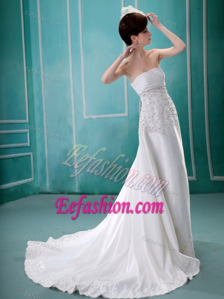 Simple Strapless Beading Decorated 2013 Wedding Bridal Dress with Chiffon