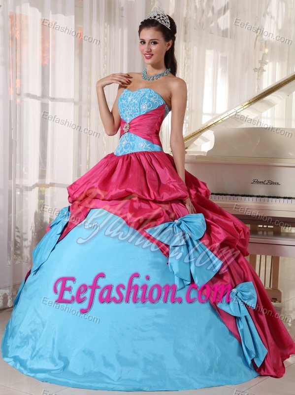 Dressy Sweetheart Quinceanera Gowns in Aqua Blue and Hot Pink with Bowknot