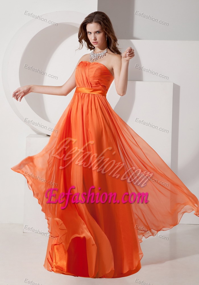 Strapless Chiffon Ruched Long Dresses for Bridesmaid in Orange Red