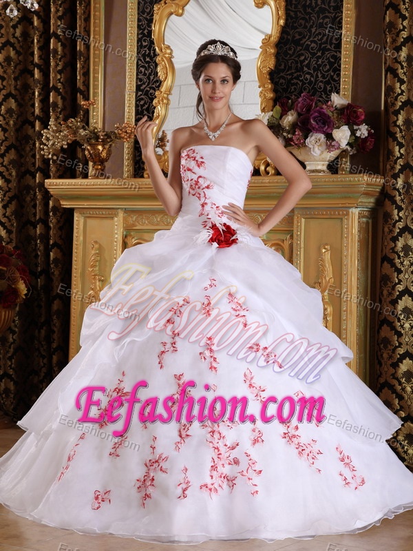 Best Seller White A-line Strapless Organza Appliqued Quinceanera Dress Gowns