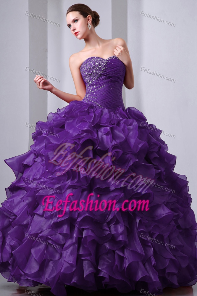 Purple Uptown Sweetheart Quinces Dresses in Organza with Beading and Ruffles