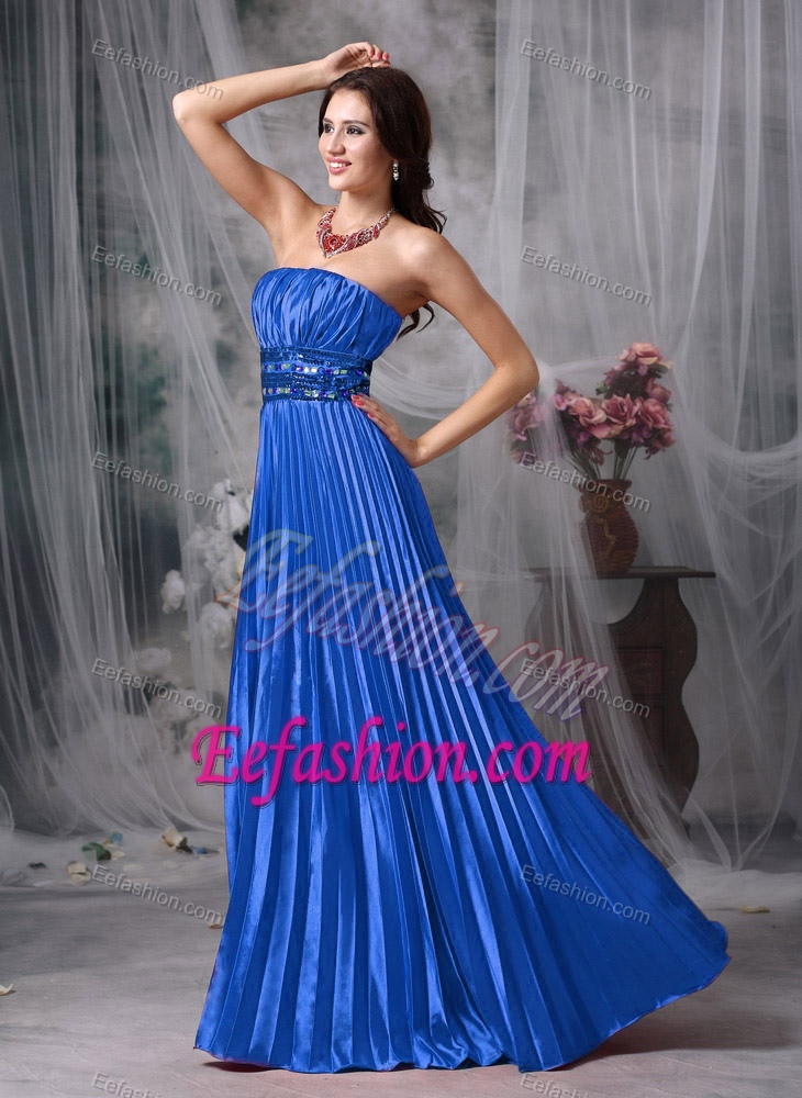 Luxurious Blue Strapless Prom Long Dress with Pleats and Beading