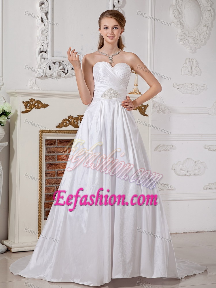 Simple Sweetheart Court Train Ruched Wedding Dress with Appliques