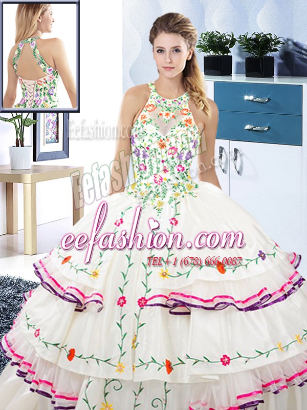  White Quinceanera Gowns Military Ball and Sweet 16 and Quinceanera and For with Embroidery and Ruffled Layers Halter Top Sleeveless Lace Up