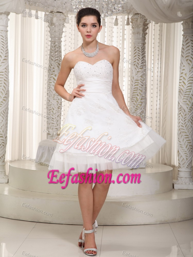Discount A-line Beading Dresses for Wedding in Mini-length with Sweetheart