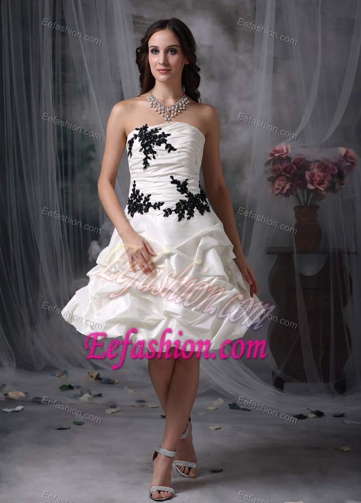 A-line Strapless Ruched Bridal Wedding Dress with Pick-ups and Black Appliques
