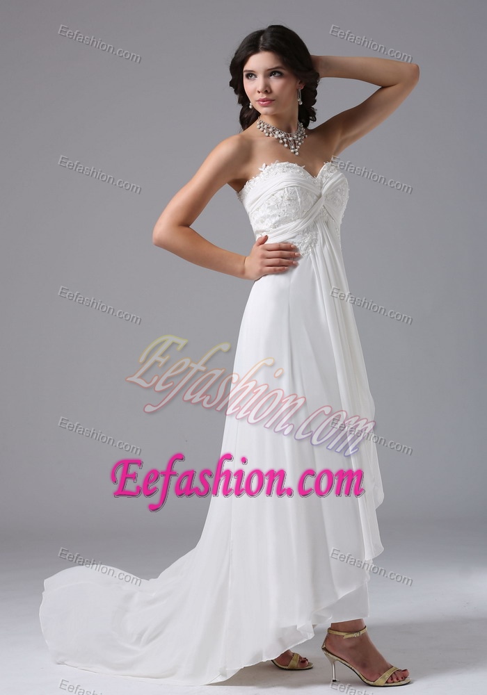 Custom Made High-low Appliqued Women Wedding Dress with Sweetheart Neck