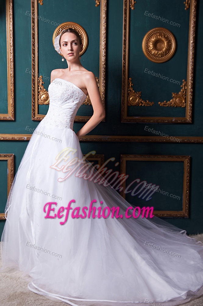 Beautiful A-line Strapless Beaded Organza Wedding Dress with Chapel Train