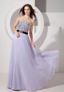 Inexpensive Lilac Empire Strapless Beaded Dresses for Prom in Floor-length