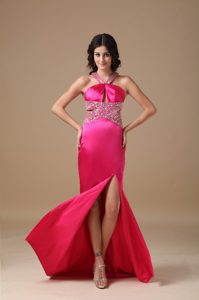 Coral Red V-neck Brush Train Cheap Prom Attires with Beading