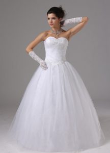 Perfect Ball Gown Tulle Wedding Dress with Appliques and Ruching for Cheap