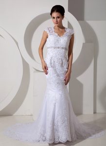 Vintage-inspired Mermaid Square Beading Bridal Dresses with Court Train in Lace