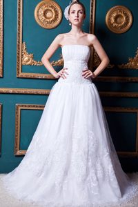 Exquisite Strapless Court Train Organza and Lace Wedding Dresses for Spring