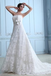Modern Strapless Zipper-up Lace Wedding Reception Dress with Court Train