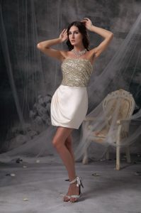 Champagne Strapless Semi-formal Cocktail Dresses with Beading