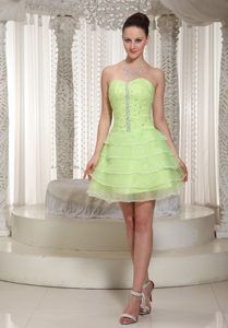 Yellow Green Beaded Sweetheart Cocktail Dress for Celebrity with Lace-up Back