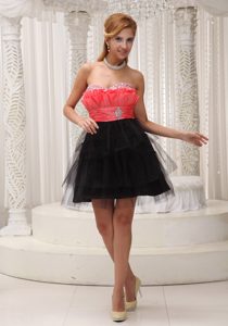 Red and Black Lovely Beaded and Ruched Sweetheart Mini-length Cocktail Dress