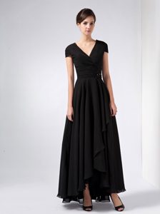 V-neck Ankle-length Ruched Black Chiffon Beaded Formal Dress for Dama