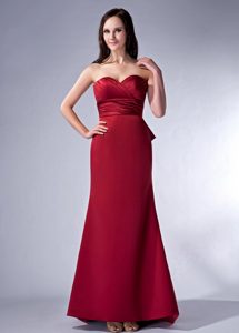 Wine Red Sweetheart Brush Train Ruched Dama Dress with Bowknot