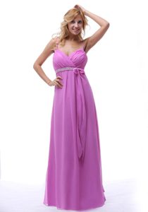 Spaghetti Straps Long Lavender Ruched Dama Dresses with Beading