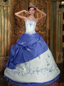 Blue and White Strapless Satin Quinceanera Dress with Embroidery for Girls