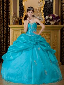 Sweetheart Organza Quinceanera Dresses with Appliques and Pick-ups for Cheap