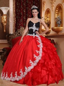 Red and Black Halter Top and Organza Long Dresses for Quinceaneras