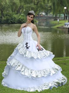 Strapless White Ruffled Layers Appliques Decoration Quinceanera Dress
