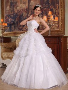 White Sweetheart Organza Appliques 2013 Quinceanera Dress with Ruffles