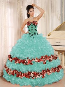 Leopard for 2013 Apple Green Ruffles Appliques Sweetheart Quince Dress