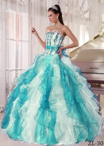 Multi-color Exquisite Lace-up Long Sweet Sixteen Dresses with Beading