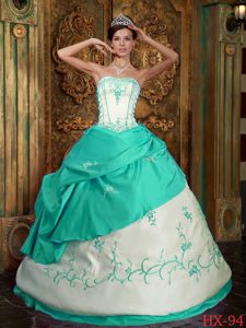 Fabulous Apple Green and White Satin Long Sweet 15 Dresses with Embroidery